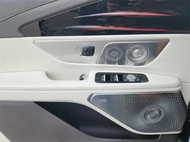 2024 Lincoln Nautilus Black Label