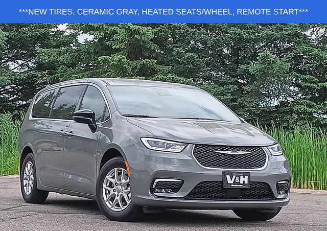 2025 Chrysler Pacifica Select for sale in Marshfield, WI