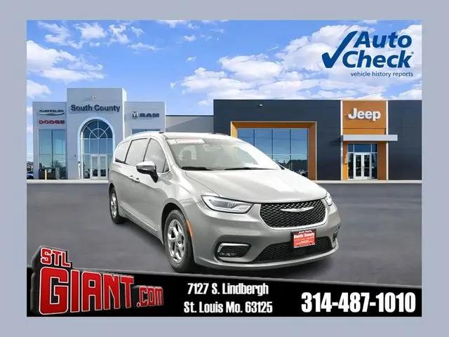 2023 Chrysler Pacifica Limited for sale in St. Louis, MO