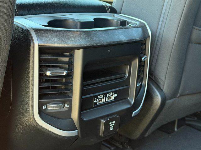 2020 Ram 1500 Big Horn Crew Cab 4x4 5'7" Box