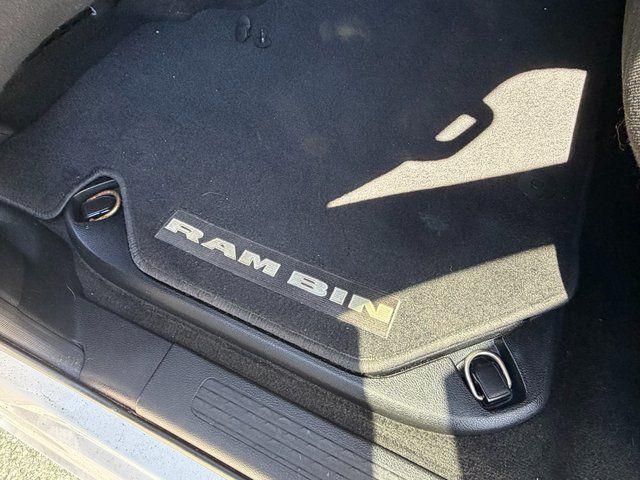 2020 Ram 1500 Big Horn Crew Cab 4x4 5'7" Box