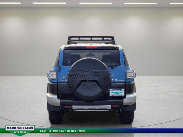 2013 Toyota FJ Cruiser Base