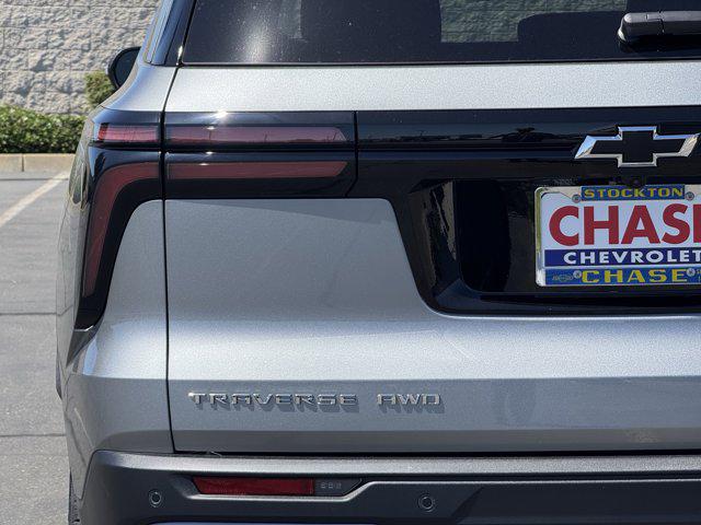 2026 Chevrolet Traverse AWD LT