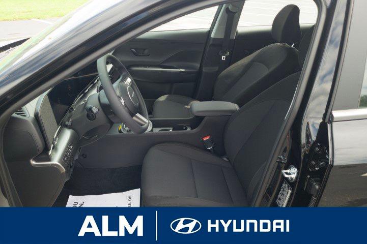New 2026 Black Hyundai SE FWD image 13