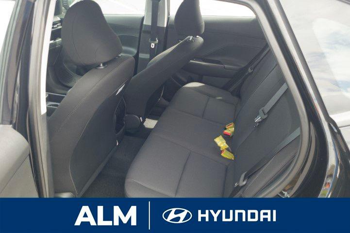 New 2026 Black Hyundai SE FWD image 15