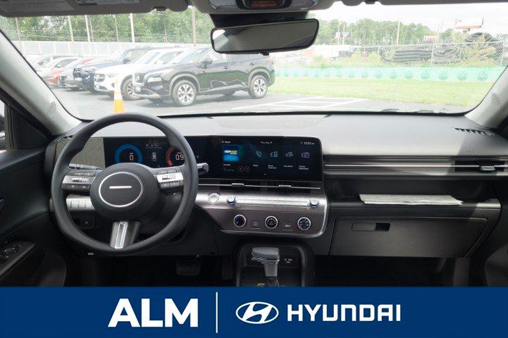New 2026 Black Hyundai SE FWD image 18