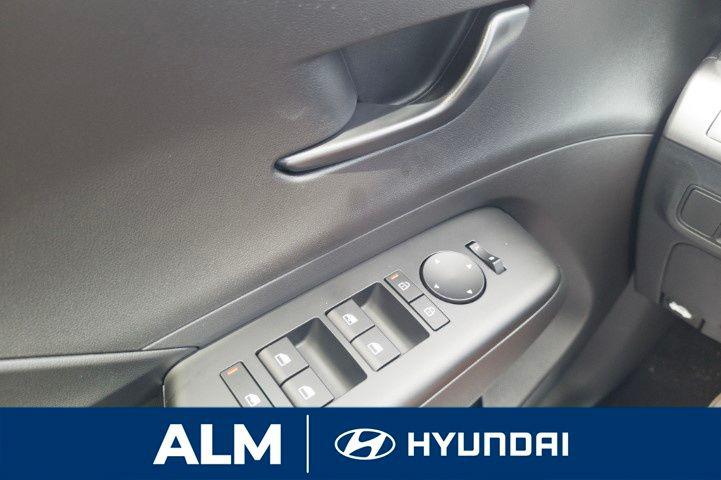 New 2026 Black Hyundai SE FWD image 29