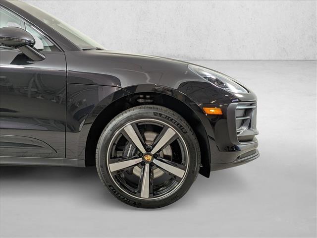 2026 Porsche Macan AWD