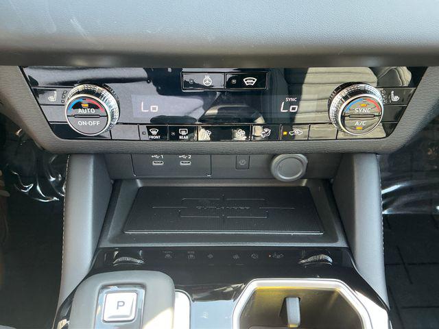 2026 Mitsubishi Outlander LE 1.5T S-AWC