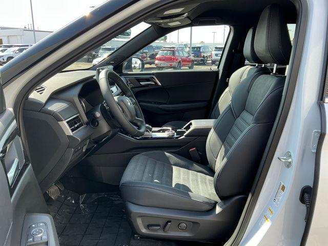 2026 Mitsubishi Outlander LE 1.5T S-AWC