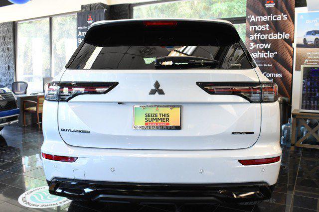 2026 Mitsubishi Outlander LE 1.5T S-AWC