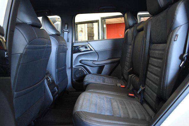 2026 Mitsubishi Outlander LE 1.5T S-AWC
