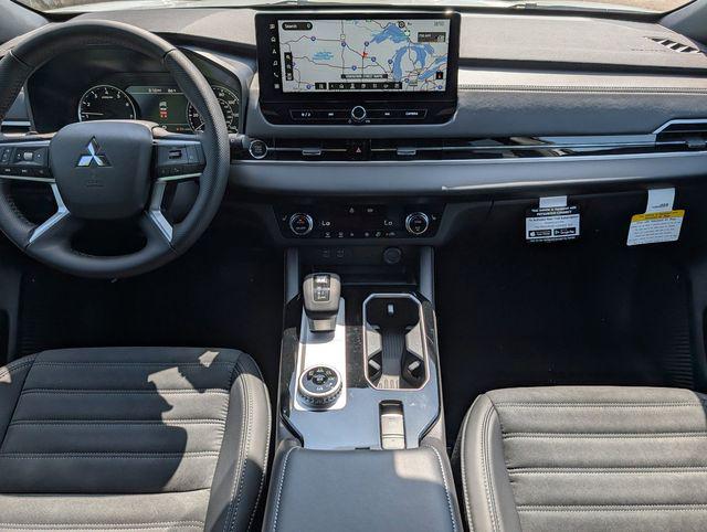 2026 Mitsubishi Outlander LE 1.5T S-AWC