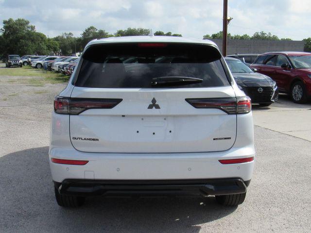 2026 Mitsubishi Outlander LE 1.5T 2WD