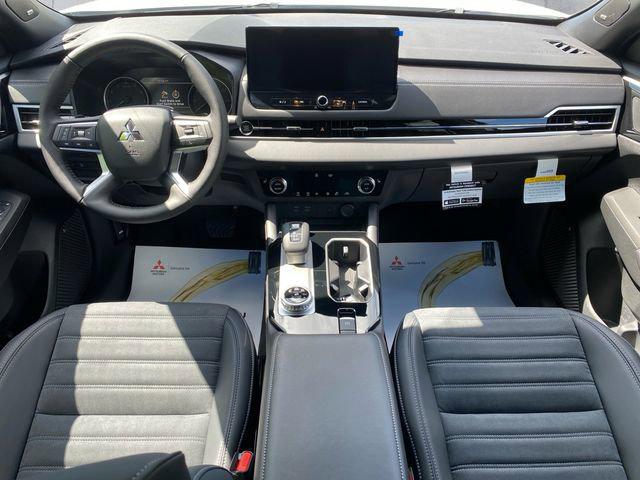 2026 Mitsubishi Outlander LE 1.5T S-AWC