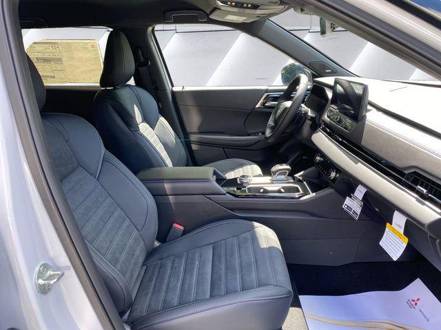 2026 Mitsubishi Outlander LE 1.5T S-AWC