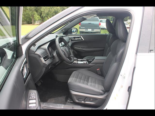 2026 Mitsubishi Outlander LE 1.5T 2WD