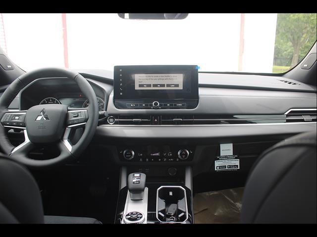 2026 Mitsubishi Outlander LE 1.5T 2WD