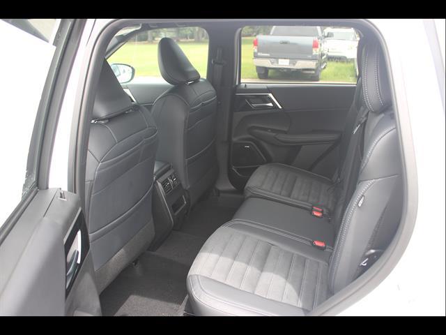 2026 Mitsubishi Outlander LE 1.5T 2WD