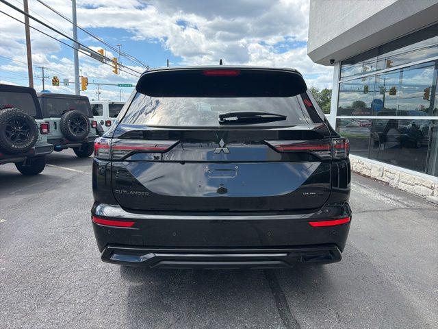 2026 Mitsubishi Outlander LE 1.5T S-AWC