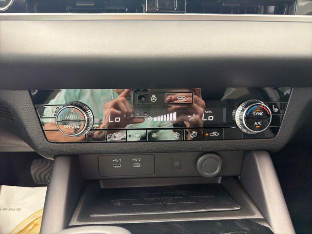 2026 Mitsubishi Outlander LE 1.5T S-AWC