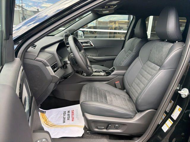 2026 Mitsubishi Outlander LE 1.5T S-AWC
