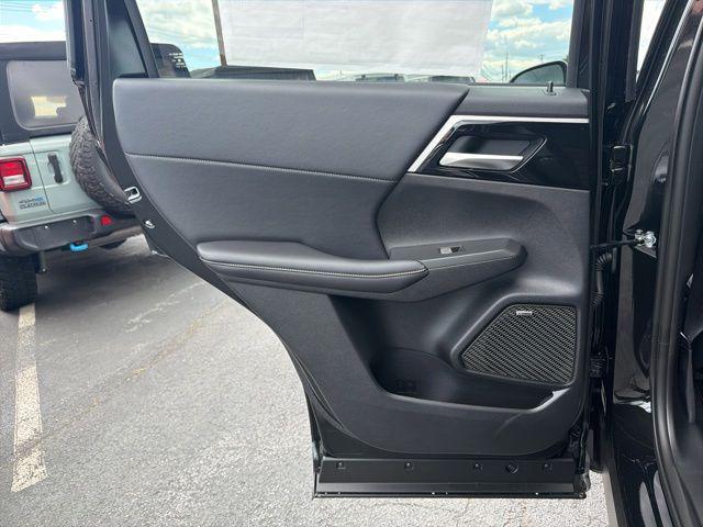 2026 Mitsubishi Outlander LE 1.5T S-AWC