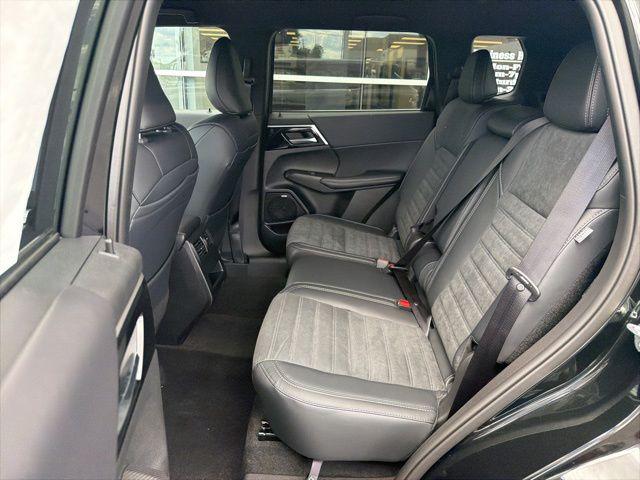 2026 Mitsubishi Outlander LE 1.5T S-AWC