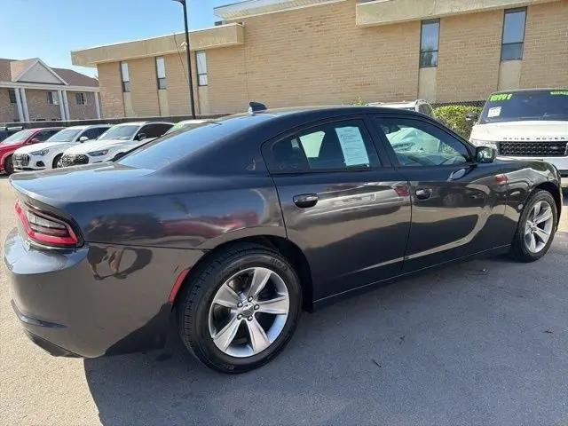 2016 Dodge Charger SXT