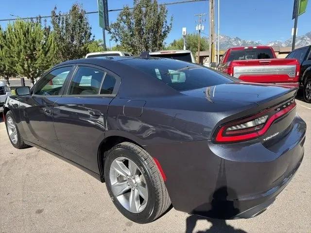 2016 Dodge Charger SXT