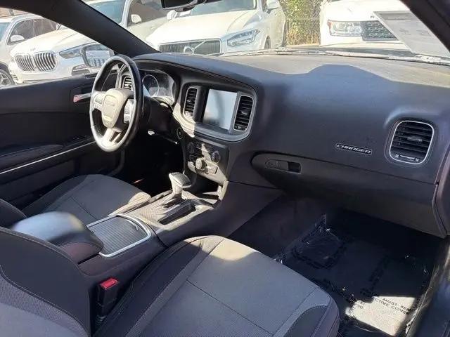 2016 Dodge Charger SXT