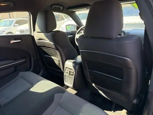 2016 Dodge Charger SXT