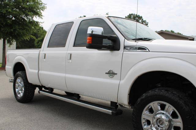 2015 Ford F-350 Lariat Crew Cab 4WD