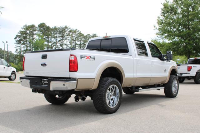 2011 Ford F-350 Lariat Crew Cab 4WD