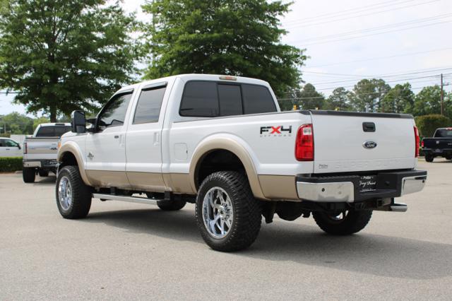 2011 Ford F-350 Lariat Crew Cab 4WD