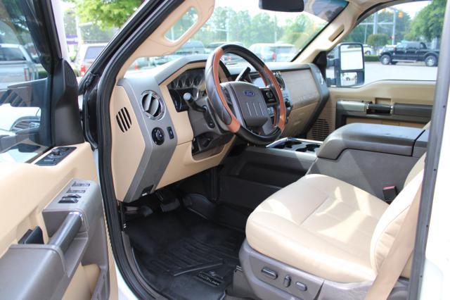 2011 Ford F-350 Lariat Crew Cab 4WD