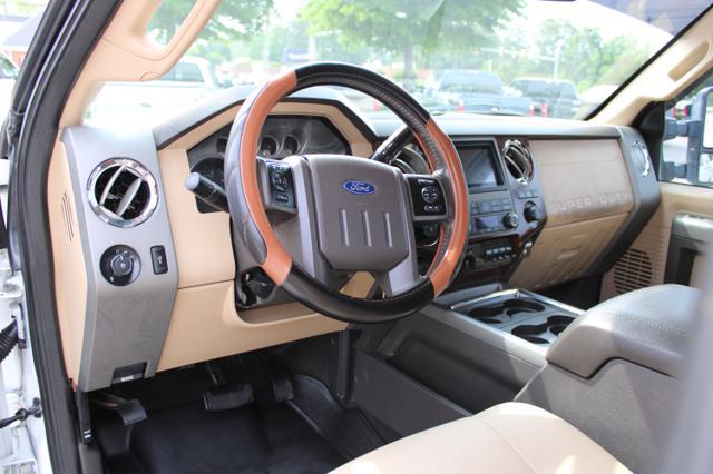 2011 Ford F-350 Lariat Crew Cab 4WD