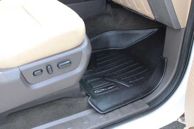 2011 Ford F-350 Lariat Crew Cab 4WD
