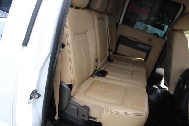 2011 Ford F-350 Lariat Crew Cab 4WD