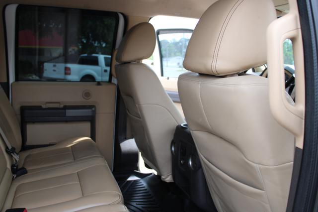 2011 Ford F-350 Lariat Crew Cab 4WD