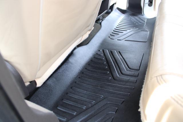 2011 Ford F-350 Lariat Crew Cab 4WD