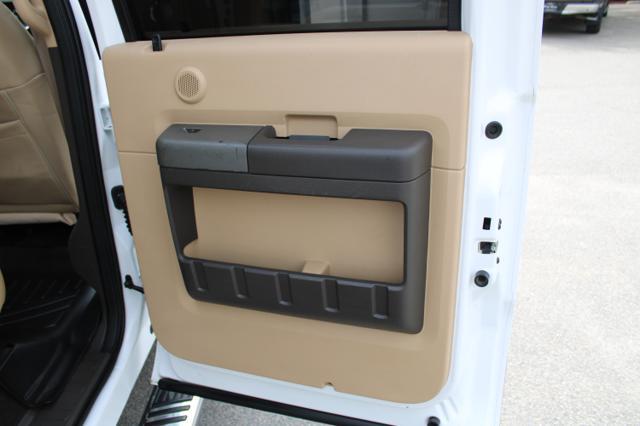2011 Ford F-350 Lariat Crew Cab 4WD