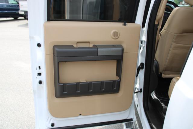 2011 Ford F-350 Lariat Crew Cab 4WD