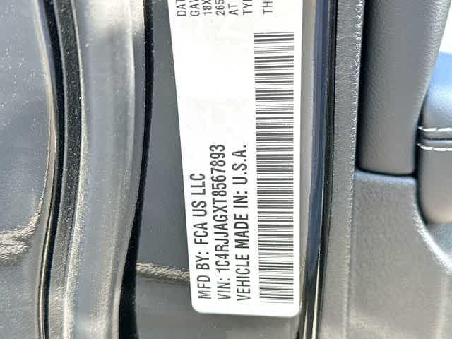 2026 Jeep Grand Cherokee L Laredo 4x2