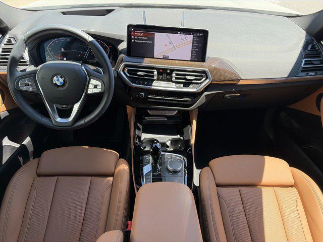 2025 BMW X4 xDrive30i
