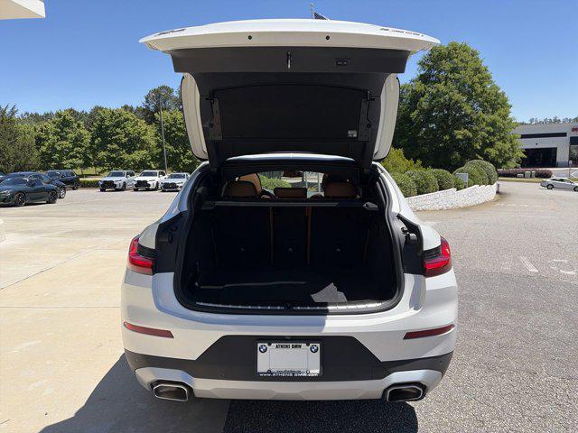 2025 BMW X4 xDrive30i