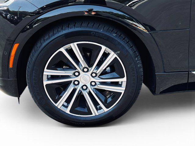 2024 Cadillac iQ Luxury w/1SC