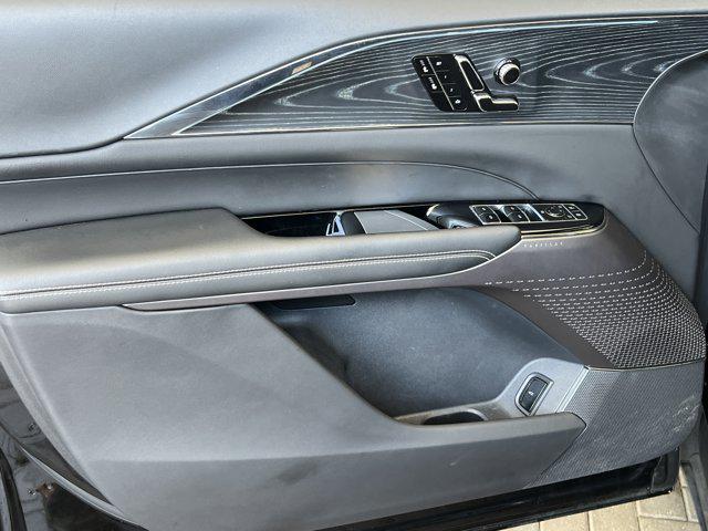 2024 Cadillac iQ Luxury w/1SC