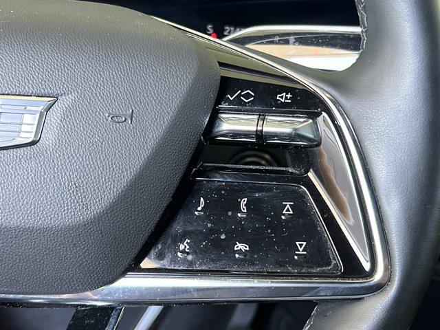 2024 Cadillac iQ Luxury w/1SC