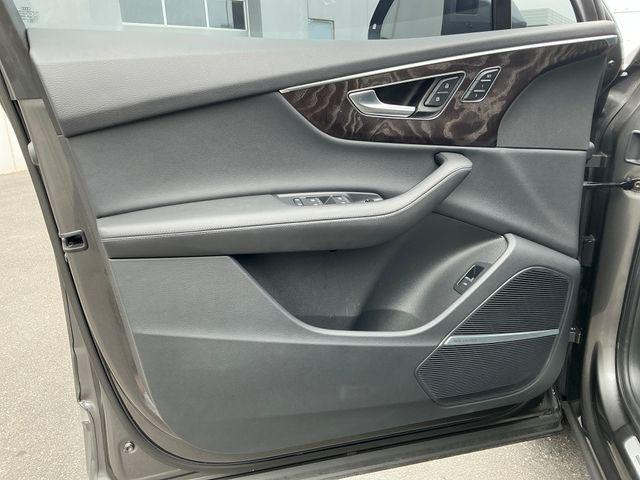 2023 Audi Q7 Premium Plus 55 TFSI quattro Tiptronic